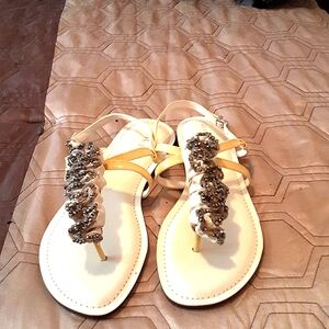 GIANNI BINI Cream Colored Sandals  Size 9.5M